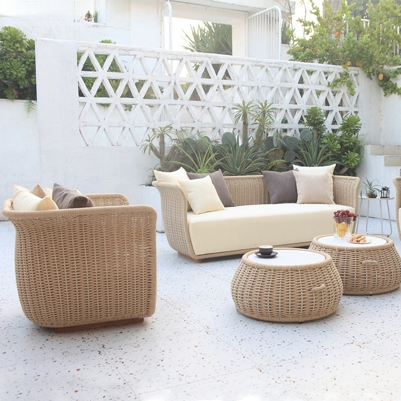 How To Make Your Small Patio and Garden A Big World? Some Ideas You Should Not Miss!